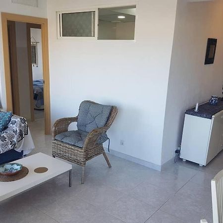 021 - Wonderful Beachfront Apartment With Stunning Sea Views Benalmádena Eksteriør billede